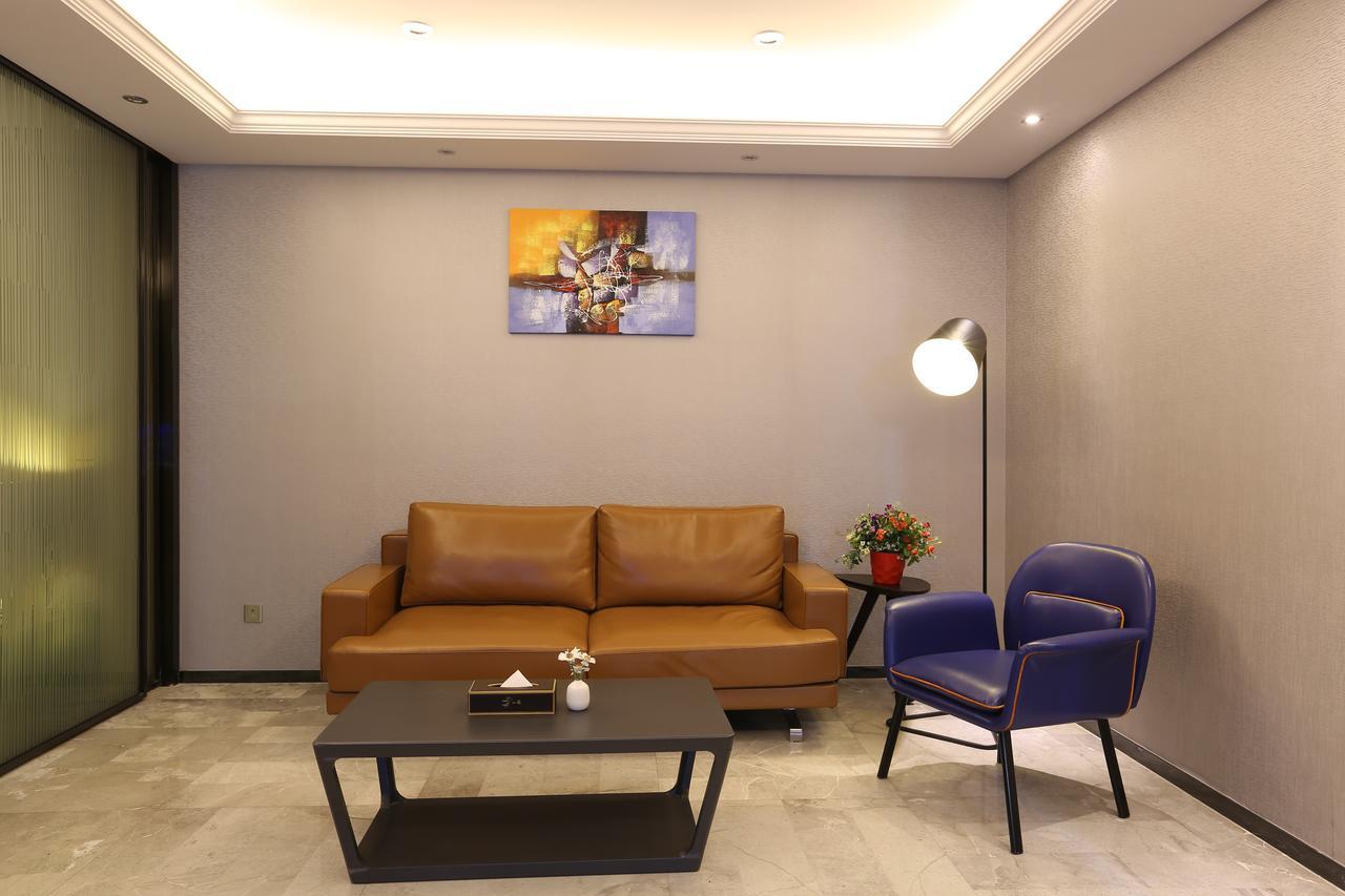 Aoyou International Apartment Hotel A Mall Brunch Guangzhou Luaran gambar