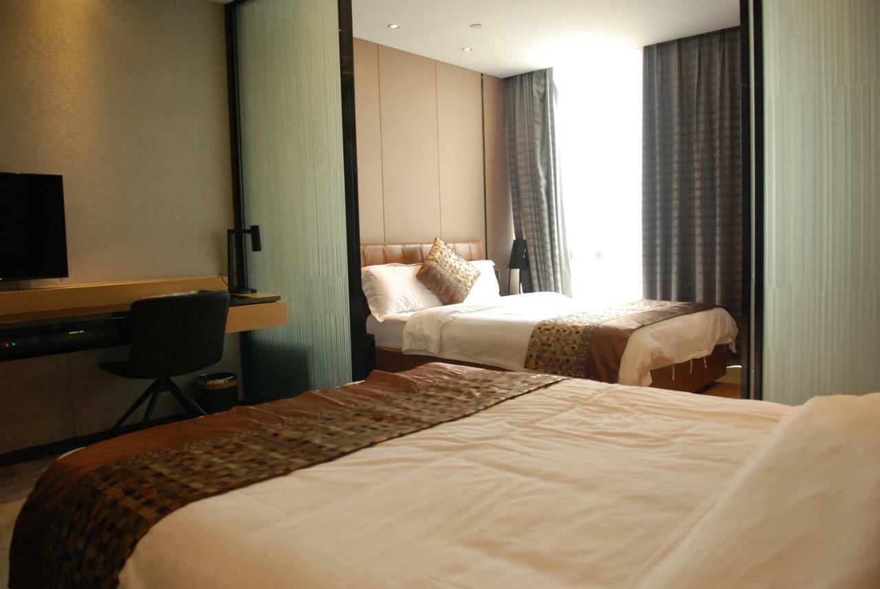 Aoyou International Apartment Hotel A Mall Brunch Guangzhou Luaran gambar